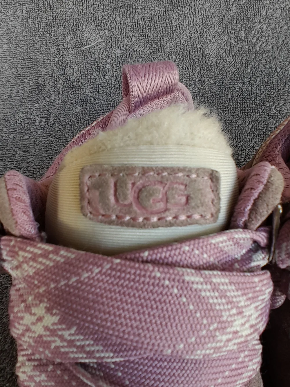 UGG Kids Pink Cozy Lace-Up Sneakers